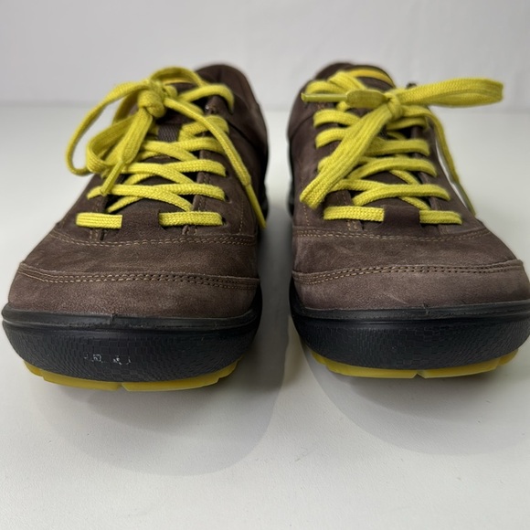Ecco Brown and Yellow Sneakers with Cushioned biomComfort - Picture 4 of 12